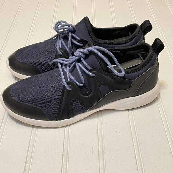 Vionic Storm Navy Sneaker Women's SZ 7‎ - Picture 3 of 7